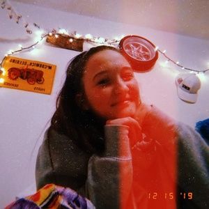 Meet your Posher, Ashley